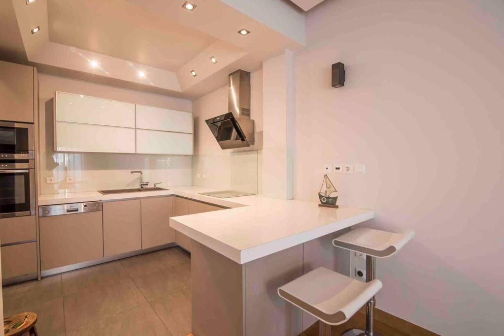 Luxury Living Apartment Афіни Екстер'єр фото